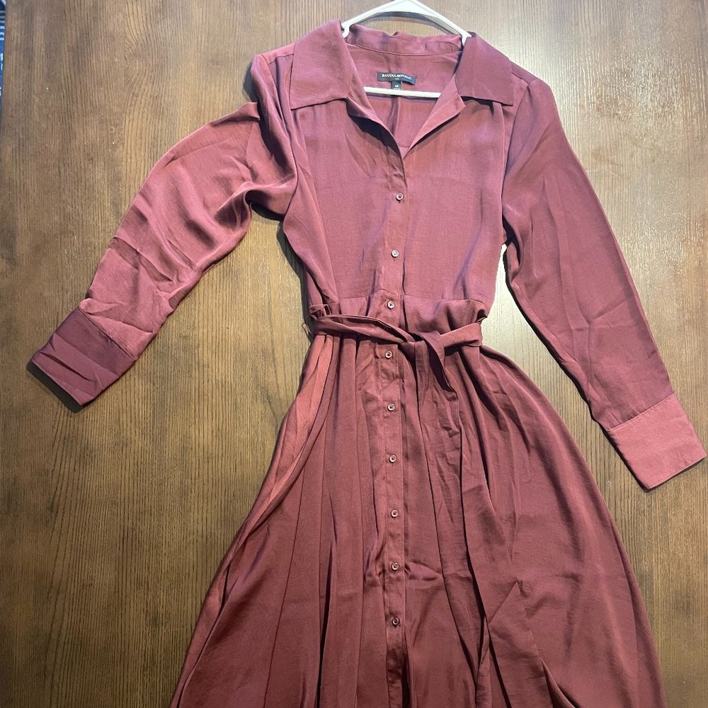 Banana Republic Satin Shirt Dress *Never Worn* Size M
